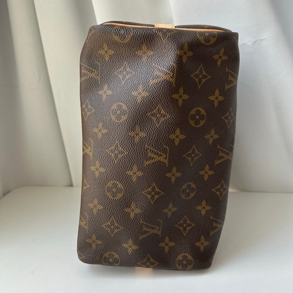 Louis Vuitton Brown Monogram Canvas Speedy with Natural Vachetta Trim - Picture 7 of 16